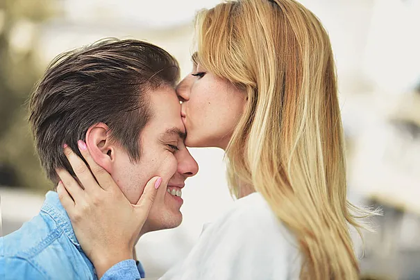 100+ Những Hình Ảnh Trai Gái Hôn Nhau Cực Ngọt Ngào, Full 4k 100+ Những Hình Ảnh Trai Gái Hôn Nhau Cực Ngọt Ngào, Full 4k