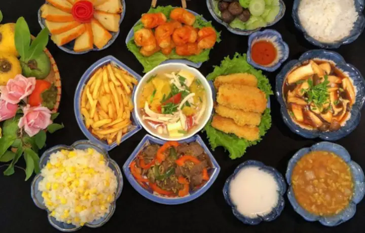 Cúng Ông Táo Có Nên Chọn Cỗ Chay Hay Cỗ Mặn?