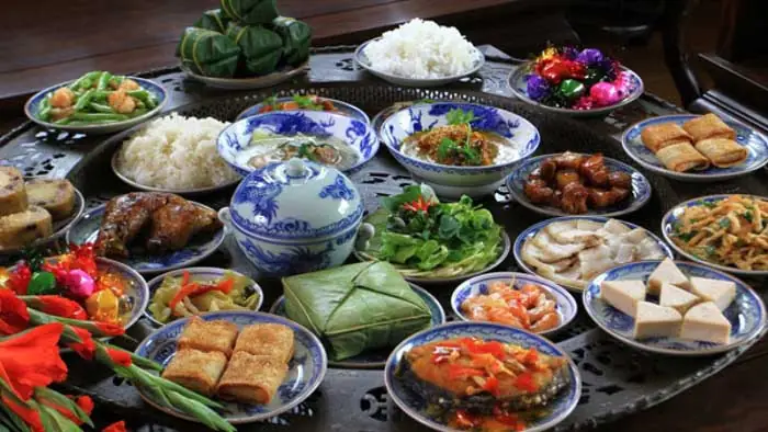 Hướng Dẫn Tục Lệ Cúng Giỗ Chuẩn: Tính Ngày, Mâm Cúng, Thờ Văn Và Quy Trình Lễ Nghi Đầy Đủ Hướng Dẫn Tục Lệ Cúng Giỗ Chuẩn: Tính Ngày, Mâm Cúng, Thờ Văn Và Quy Trình Lễ Nghi Đầy Đủ