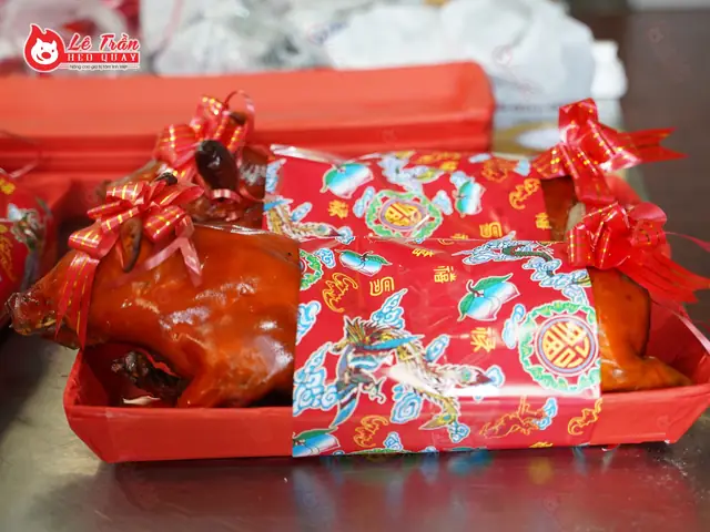 Phong Tục Cúng Heo Quay: Hướng Dẫn Cách Đặt Mâm Chuẩn, Hướng Đầu Heo, Ý Nghĩa Và Dịp Cúng Đúng Lễ Nghi