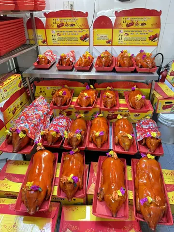 Phong Tục Cúng Heo Quay: Hướng Dẫn Cách Đặt Mâm Chuẩn, Hướng Đầu Heo, Ý Nghĩa Và Dịp Cúng Đúng Lễ Nghi