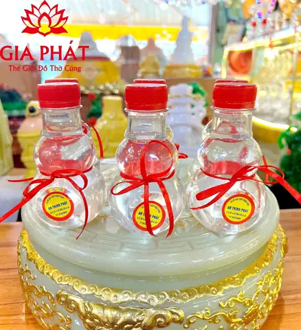 Mua Rượu Cúng Hô Lô: Chai Nhựa Có Sẵn Rượu & Nậm Gốm Sứ Trống - Giá Sỉ Lẻ, Ý Nghĩa Phong Thủy