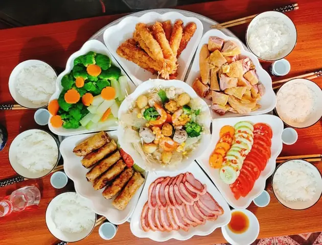 Hướng Dẫn Sắm Lễ Cúng Hóa Vàng Mùng 3 Tết Đầy Đủ: Danh Sách Lễ Vật, Giờ Cúng & Văn Khấn Chuẩn Phong Tục