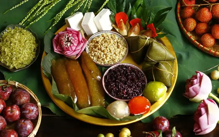 Tết Đoan Ngọ Cúng Chay Hay Mặn? Giải Đáp & Gợi Ý Mâm Cúng Chuẩn Phong Tục Việt