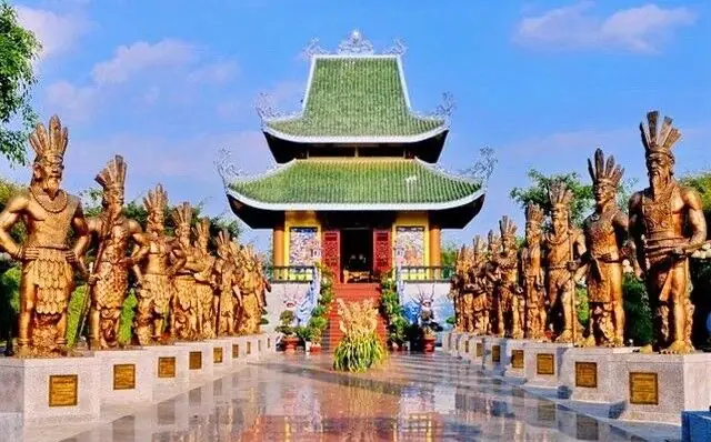 Tín Ngưỡng Thờ Cúng Hùng Vương: Nguồn Gốc, Ý Nghĩa Cốt Lõi & Giá Trị Bản Sắc Dân Tộc Tín Ngưỡng Thờ Cúng Hùng Vương: Nguồn Gốc, Ý Nghĩa Cốt Lõi & Giá Trị Bản Sắc Dân Tộc