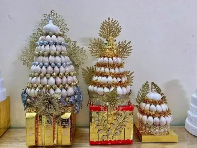 Hướng Dẫn Cách Đặt Và Làm Tháp Tỏi Cúng Ông Địa Chuẩn Phong Thủy, Ý Nghĩa Chiêu Tài Đón Lộc Hướng Dẫn Cách Đặt Và Làm Tháp Tỏi Cúng Ông Địa Chuẩn Phong Thủy, Ý Nghĩa Chiêu Tài Đón Lộc