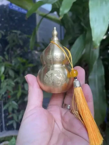 Vật Phẩm Cúng Dường Trai Tăng: Danh Sách Chi Tiết 4 Nhu Cầu, Ý Nghĩa Và Cách Bày Triệu Đúng Chuẩn