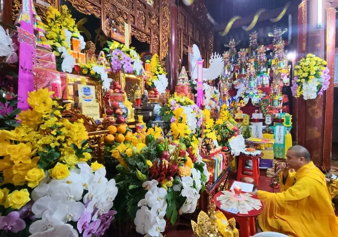 Tìm Hiểu Ý Nghĩa Cúng Phát Tấu: Khái Niệm, Quy Trình Thực Hiện & Lưu Ý Quan Trọng