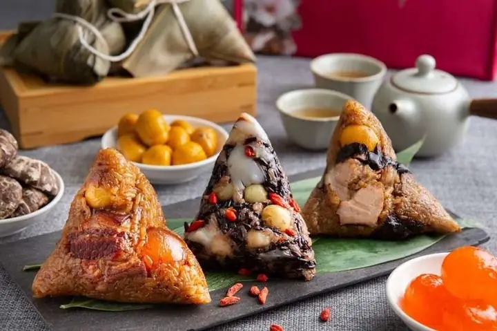 Bánh Bá Trạng: Khám Phá Hương Vị Truyền Thống Người Hoa Dâng Lễ Tết Đoan Ngọ Bánh Bá Trạng: Khám Phá Hương Vị Truyền Thống Người Hoa Dâng Lễ Tết Đoan Ngọ