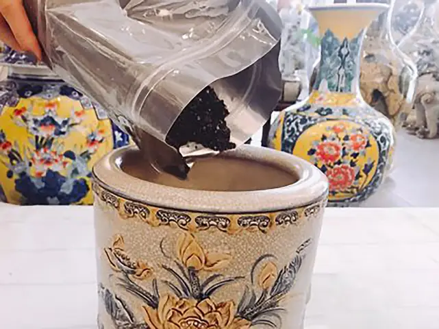 Bốc Bát Hương Mới Cúng Bao Nhiêu Ngày? Hướng Dẫn Chi Tiết Nghi Lễ Bốc Bát Hương Mới Cúng Bao Nhiêu Ngày? Hướng Dẫn Chi Tiết Nghi Lễ