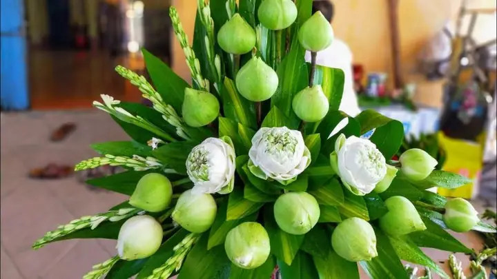 Bông Cúng Giỗ Tổ Nghề: Chọn Hoa Gì Mang Lại May Mắn, Tài Lộc? Bông Cúng Giỗ Tổ Nghề: Chọn Hoa Gì Mang Lại May Mắn, Tài Lộc?