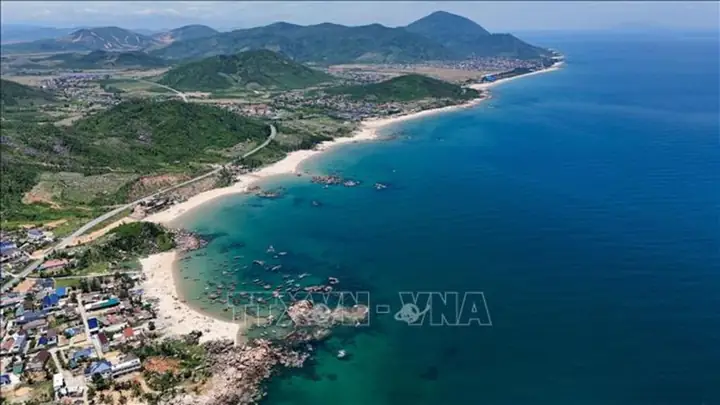 Phân Biệt Tín Ngưỡng Dân Gian Và Đạo Phật: Những Điều Cần Biết Khi Thực Hành Cúng Bái