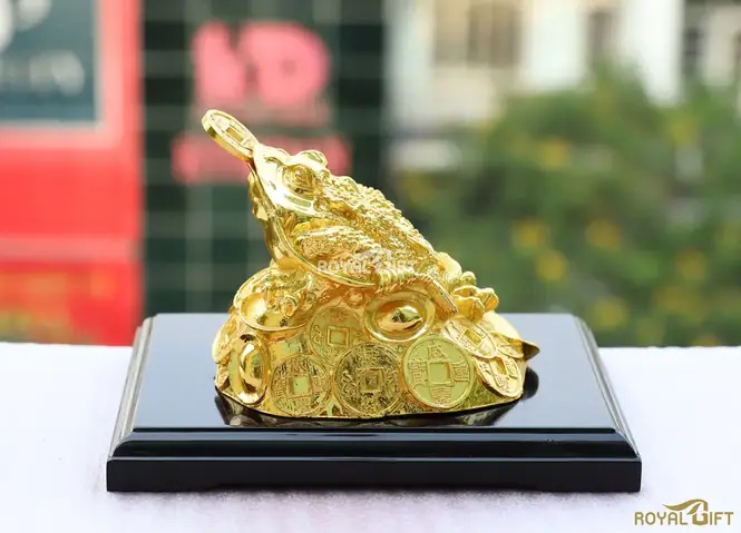 Cách Khai Quang Điểm Nhãn Cóc Ngậm Tiền: Hướng Dẫn Chi Tiết Rước Tài Lộc Cách Khai Quang Điểm Nhãn Cóc Ngậm Tiền: Hướng Dẫn Chi Tiết Rước Tài Lộc