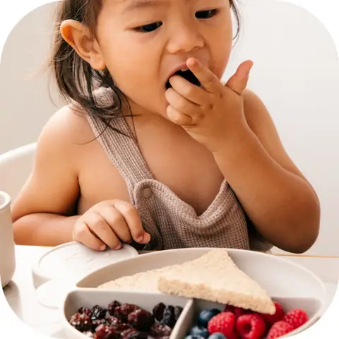 Hướng Dẫn Cúng Trẻ Ăn Dặm Chi Tiết: Lễ Vật, Nghi Thức Và Văn Khấn Chuẩn