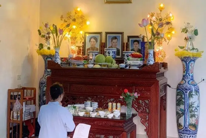 Hướng Dẫn Chi Tiết Cách Đọc Kinh Cúng Rằm Tháng 7 Tại Nhà Chuẩn Nghi Lễ Hướng Dẫn Chi Tiết Cách Đọc Kinh Cúng Rằm Tháng 7 Tại Nhà Chuẩn Nghi Lễ