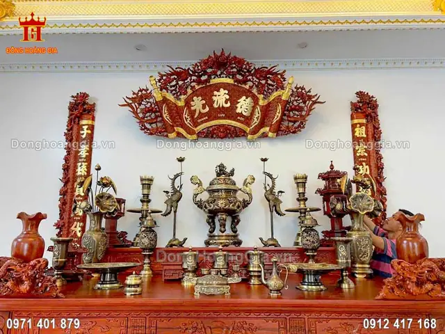 Cách Thờ Cúng Đúng Cách Tại Nơi Làm Việc Để Cầu Tài Lộc & Bình An Cách Thờ Cúng Đúng Cách Tại Nơi Làm Việc Để Cầu Tài Lộc & Bình An