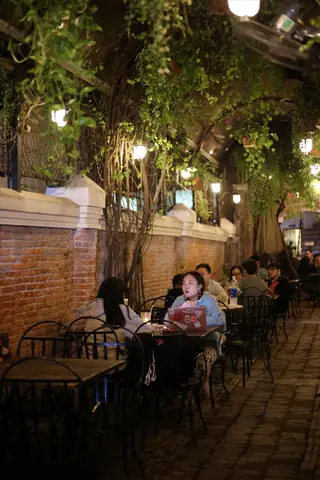 Top Quán Cafe Ấm Cúng Tụ Tập Lý Tưởng Cho Mọi Cuộc Gặp Gỡ