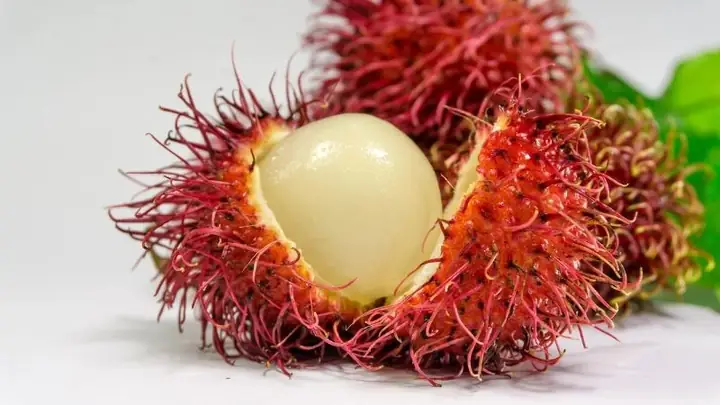 Chôm Chôm Có Được Cúng Không? Ý Nghĩa & Cách Chọn Trái Tươi Ngon