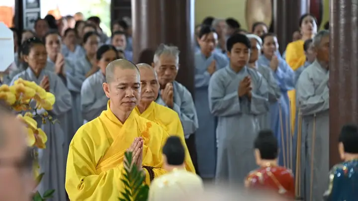 Hướng Dẫn Chi Tiết Cúng Sao Giải Hạn Tại Chùa Bửu Châu: Bài Vị, Lễ Vật & Nghi Thức