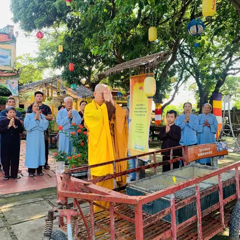 Lễ Cúng Phả Độ Gia Tiên Rằm Tháng Bảy Tại Chùa Đình Quán: Ý Nghĩa Và Hướng Dẫn Lễ Cúng Phả Độ Gia Tiên Rằm Tháng Bảy Tại Chùa Đình Quán: Ý Nghĩa Và Hướng Dẫn