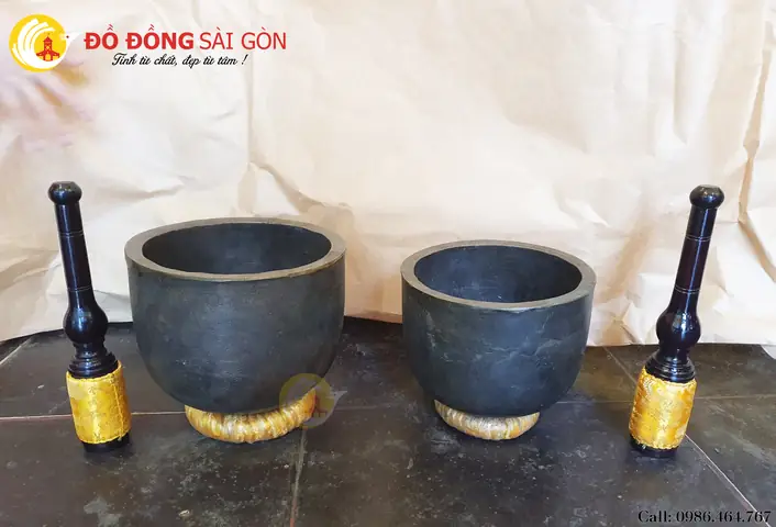 Chuông Đồng Thờ Cúng: Ý Nghĩa, Kích Thước, Giá & Nơi Mua Uy Tín