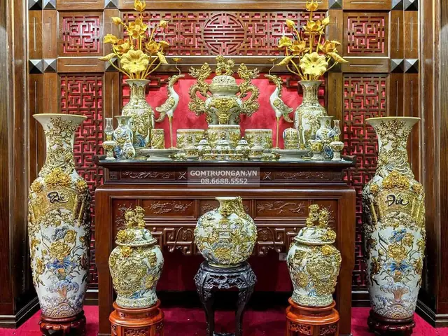 Có Nên Tặng Hương Cúng Không? Giải Đáp Vật Phẩm Tâm Linh Trong Phong Thủy