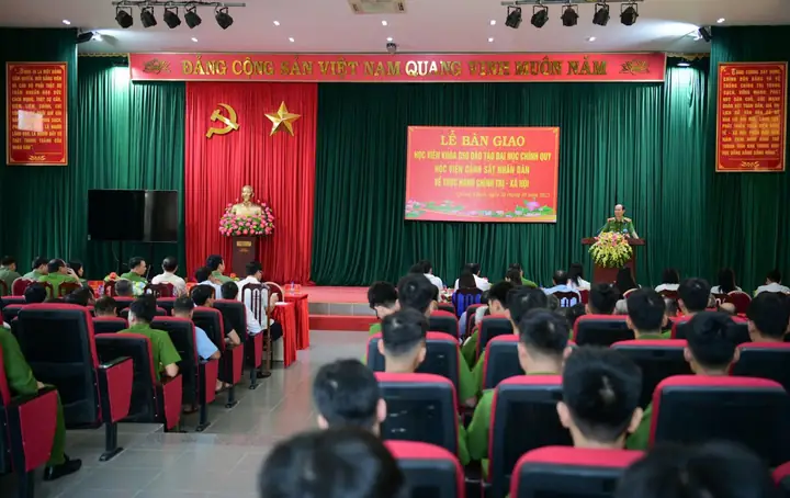 Công Đức Từ Việc Cúng Dầu Thắp Đèn Phật: Ý Nghĩa Và Lợi Ích Công Đức Từ Việc Cúng Dầu Thắp Đèn Phật: Ý Nghĩa Và Lợi Ích