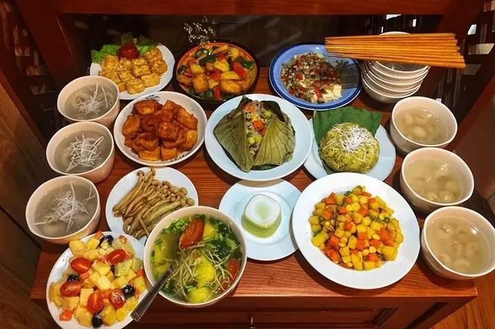 Cúng 49 Ngày Phải Làm Gì Để Lễ Vu Lan Trọn Vẹn? Hướng Dẫn Chi Tiết Cho Gia Quyến Cúng 49 Ngày Phải Làm Gì Để Lễ Vu Lan Trọn Vẹn? Hướng Dẫn Chi Tiết Cho Gia Quyến