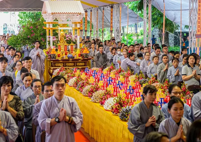 Cúng Cầu Siêu Liệt Sĩ: Ý Nghĩa, Nghi Thức Và Cách Thực Hiện Đầy Đủ Cúng Cầu Siêu Liệt Sĩ: Ý Nghĩa, Nghi Thức Và Cách Thực Hiện Đầy Đủ