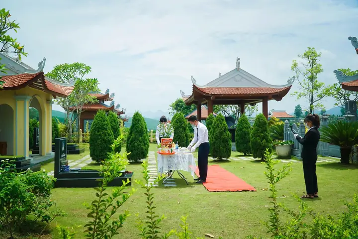 Cúng Cô Hồn: Văn Khấn, Mâm Lễ Và Cách Thực Hiện Chi Tiết
