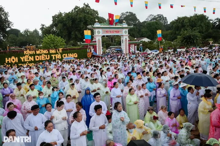 Cúng Đàn Tại Tòa Thánh Tây Ninh: Hướng Dẫn Nghi Thức Và Ý Nghĩa Cúng Đàn Tại Tòa Thánh Tây Ninh: Hướng Dẫn Nghi Thức Và Ý Nghĩa