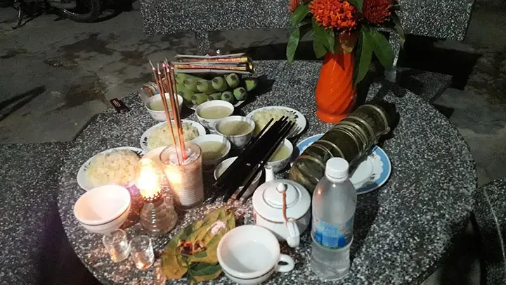 Cúng Gạo Muối Rượu: Ý Nghĩa, Cách Bài Trí & Nghi Lễ Chuẩn Phong Thủy