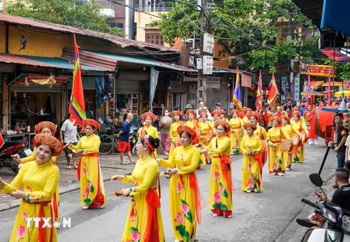 Cúng Hoá Vàng Tết 2027: Ngày Đẹp, Văn Khấn Và Cách Chuẩn Bị Lễ Vật Cúng Hoá Vàng Tết 2027: Ngày Đẹp, Văn Khấn Và Cách Chuẩn Bị Lễ Vật