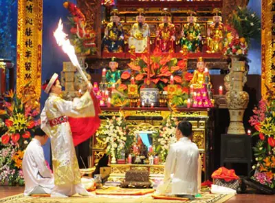 Cúng Lễ Thành Đạo Mẫu: Ý Nghĩa, Quy Trình Chi Tiết Và Những Điều Cần Lưu Ý Cúng Lễ Thành Đạo Mẫu: Ý Nghĩa, Quy Trình Chi Tiết Và Những Điều Cần Lưu Ý
