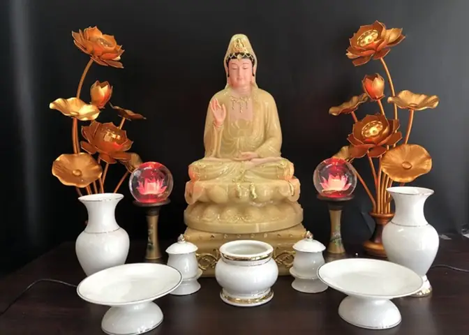 Cúng Mẹ Quan Âm Gồm Những Gì? Chuẩn Bị Lễ Vật Và Văn Khấn Đầy Đủ Cúng Mẹ Quan Âm Gồm Những Gì? Chuẩn Bị Lễ Vật Và Văn Khấn Đầy Đủ