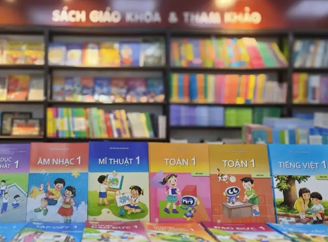 Cúng Năm Mới 2027: Ngày Đẹp, Văn Khấn Và Chuẩn Bị Lễ Vật Đón Tết Đinh Mùi Cúng Năm Mới 2027: Ngày Đẹp, Văn Khấn Và Chuẩn Bị Lễ Vật Đón Tết Đinh Mùi