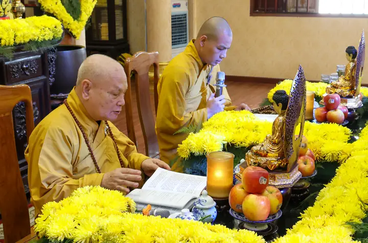 Rằm Tháng 7: Hướng Dẫn Cúng Kiếng Thanh Tịnh, Đầy Đủ & Mang Lại Phúc Lành Rằm Tháng 7: Hướng Dẫn Cúng Kiếng Thanh Tịnh, Đầy Đủ & Mang Lại Phúc Lành
