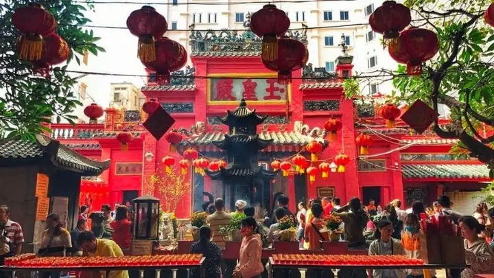 Cúng Vía Ngọc Hoàng Lúc Mấy Giờ Tốt Nhất & Ý Nghĩa Ngày Vía