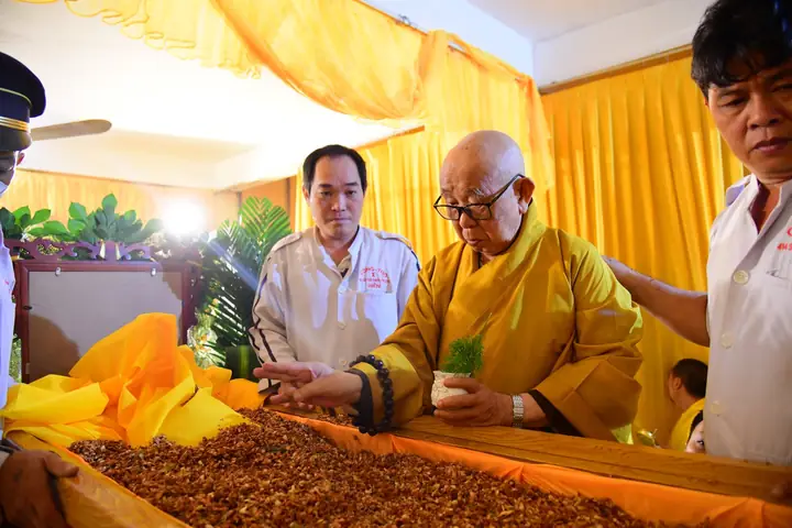 Lễ Cúng Thất Ni Trưởng Thích Nữ Như Ngộ: Ý Nghĩa, Quy Trình Và Những Điều Cần Biết Lễ Cúng Thất Ni Trưởng Thích Nữ Như Ngộ: Ý Nghĩa, Quy Trình Và Những Điều Cần Biết