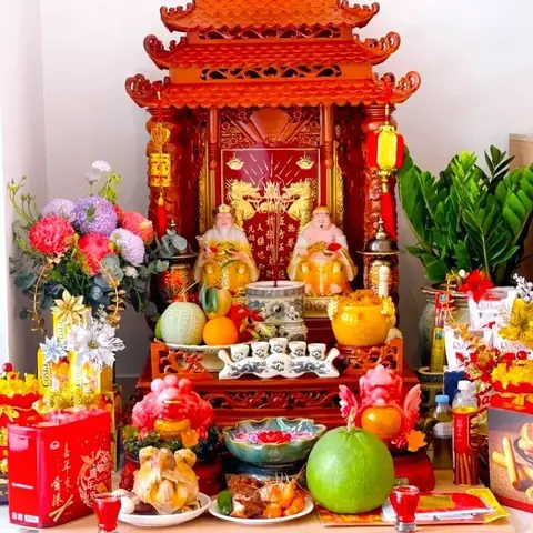 Dĩa Cúng Bàn Thờ Ông Địa: Chọn Lựa, Ý Nghĩa & Cách Bày Trí Thu Hút Tài Lộc Dĩa Cúng Bàn Thờ Ông Địa: Chọn Lựa, Ý Nghĩa & Cách Bày Trí Thu Hút Tài Lộc