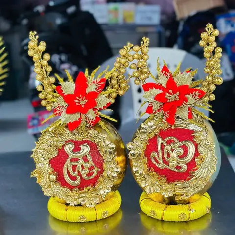 Giá Cặp Dừa Cúng Tết: Bao Nhiêu Tiền & Nên Chọn Loại Nào? Giá Cặp Dừa Cúng Tết: Bao Nhiêu Tiền & Nên Chọn Loại Nào?