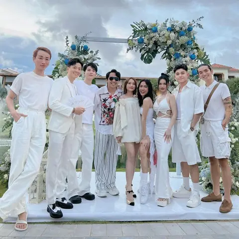 Chọn Giày Đi Cùng Váy Sao Cho Chuẩn Phong Cách & Hài Hòa? Chọn Giày Đi Cùng Váy Sao Cho Chuẩn Phong Cách & Hài Hòa?