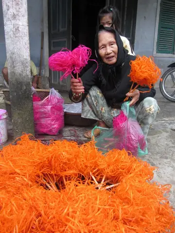 Hoa Cúng Ở Huế: Các Loại Phổ Biến, Ý Nghĩa & Lưu Ý Khi Chọn Hoa Cúng Ở Huế: Các Loại Phổ Biến, Ý Nghĩa & Lưu Ý Khi Chọn