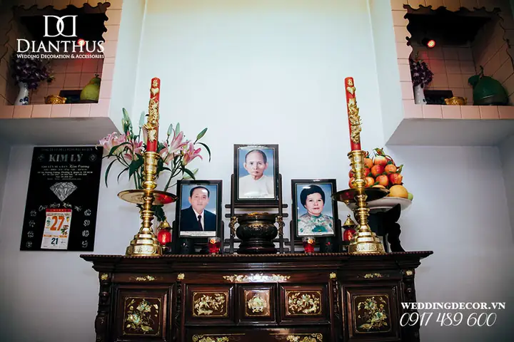 Bàn Thờ Ông Bà Đơn Giản Trong Nhà: Hướng Dẫn Chọn, Bày Trí & Lập Chuẩn Phong Thủy Bàn Thờ Ông Bà Đơn Giản Trong Nhà: Hướng Dẫn Chọn, Bày Trí & Lập Chuẩn Phong Thủy