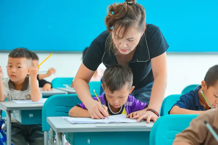 Giải Mã "khi Thầy Cúng Lên Ngôi": Ý Nghĩa, Vai Trò Và Sự Thay Đổi Trong Văn Hóa Tâm Linh