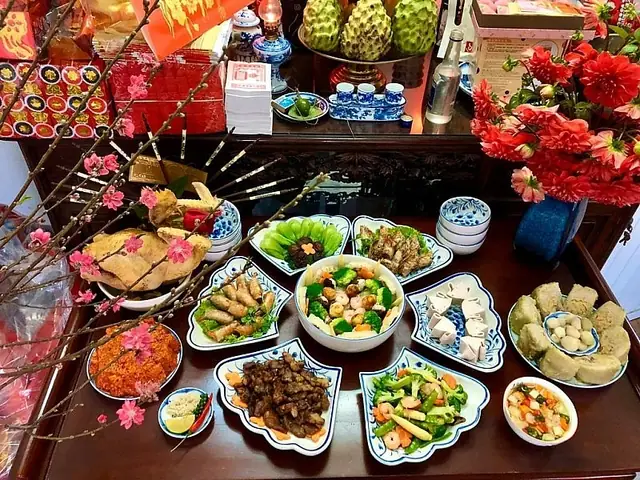 Lễ Cúng Giao Thừa Ngoài Trời Có Đồ Thổ Thần: Chuẩn Bị Đầy Đủ & Ý Nghĩa Chi Tiết