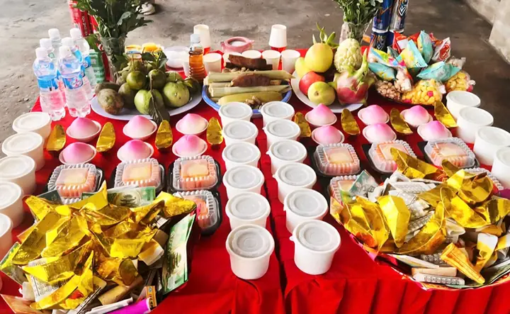 Mâm Cỗ Cúng Gọi Hồn Người Mất Về Nhà: Ý Nghĩa, Cách Chuẩn Bị Và Văn Khấn Mâm Cỗ Cúng Gọi Hồn Người Mất Về Nhà: Ý Nghĩa, Cách Chuẩn Bị Và Văn Khấn