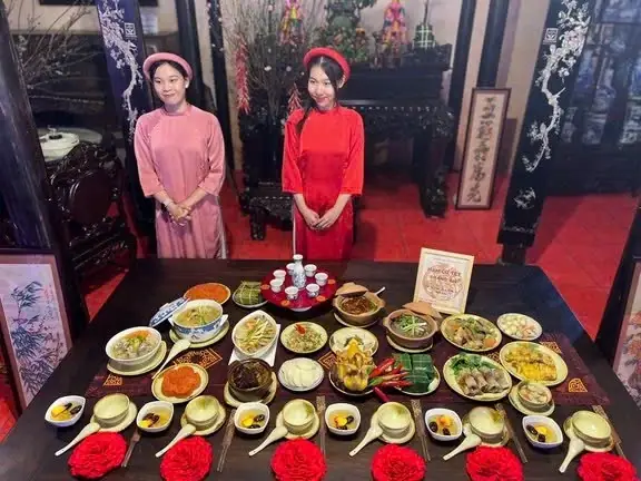 Mâm Cúng Giao Thừa 3 Miền: Hương Vị Truyền Thống & Nghi Lễ Đón Xuân