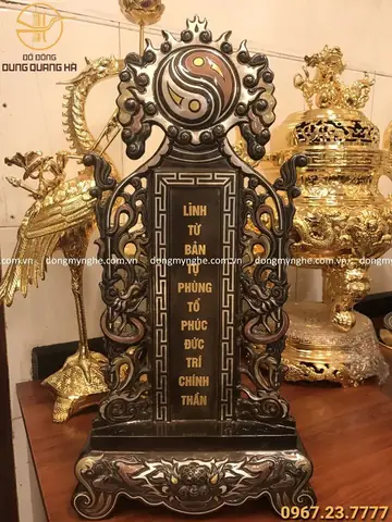 Mẫu Bài Vị Thờ Cúng Chuẩn Xác: Hướng Dẫn Chi Tiết & Danh Xưng Mẫu Bài Vị Thờ Cúng Chuẩn Xác: Hướng Dẫn Chi Tiết & Danh Xưng