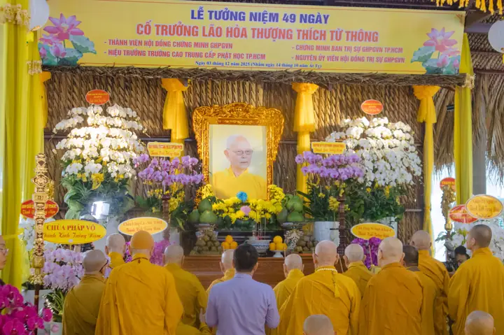 Nghi Thức Cúng Chung Thất Chùa Huế: Hướng Dẫn Chi Tiết & Ý Nghĩa Tâm Linh Nghi Thức Cúng Chung Thất Chùa Huế: Hướng Dẫn Chi Tiết & Ý Nghĩa Tâm Linh